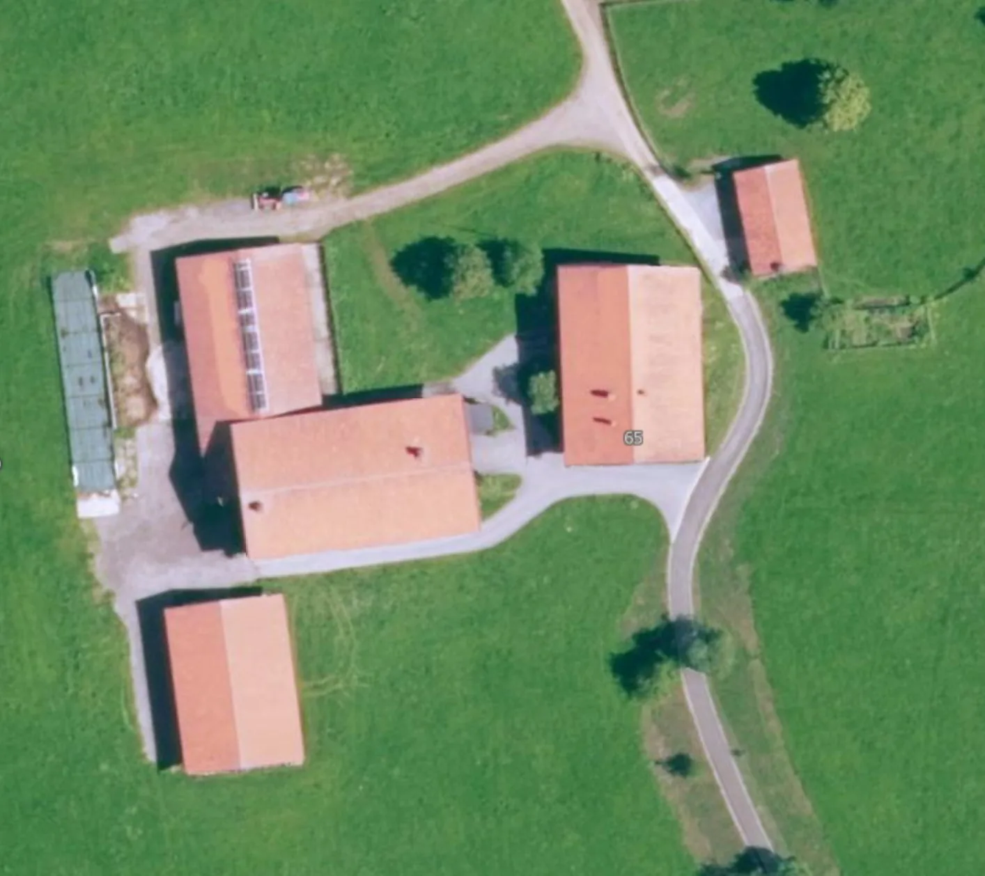 Luftbild Geitau 65 &ndash; Hofanlage Kittenrainer
